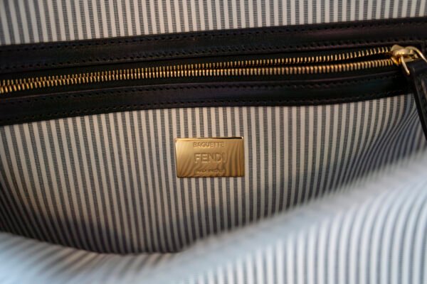 Baguette Fendi in tessuto - immagine 3