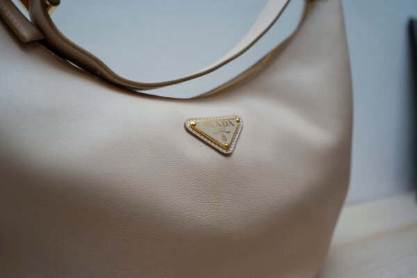Hand Bag Prada color nocciola - immagine 2