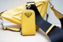 Borsa Prada Triangolare a tracolla