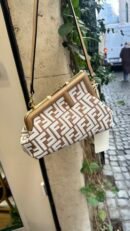 Fendi First in rafia e pelle
