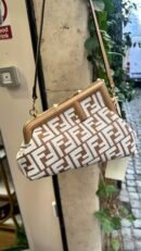 Fendi First in rafia e pelle