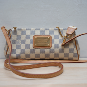 Pochette Eva Louis Vuitton