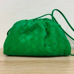 borsa mini pouch bottega veneta