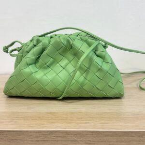 borsa mini pouch bottega veneta