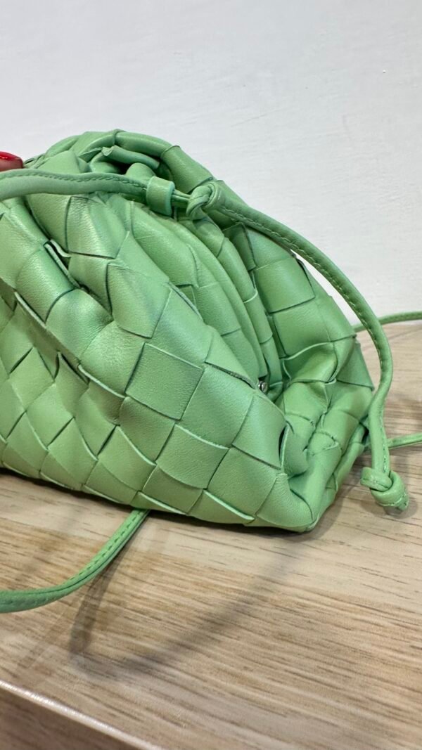 borsa mini pouch bottega veneta - immagine 3