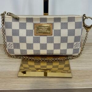 Pochette Milla Louis Vuitton in damier azur