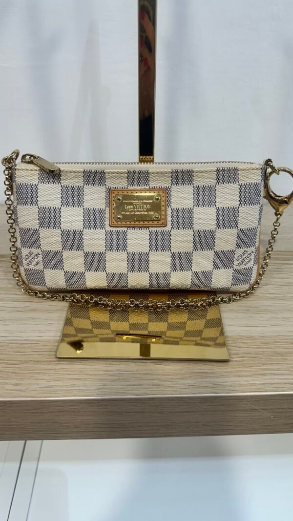 Pochette Milla Louis Vuitton in damier azur