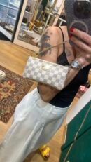 Pochette Milla Louis Vuitton in damier azur