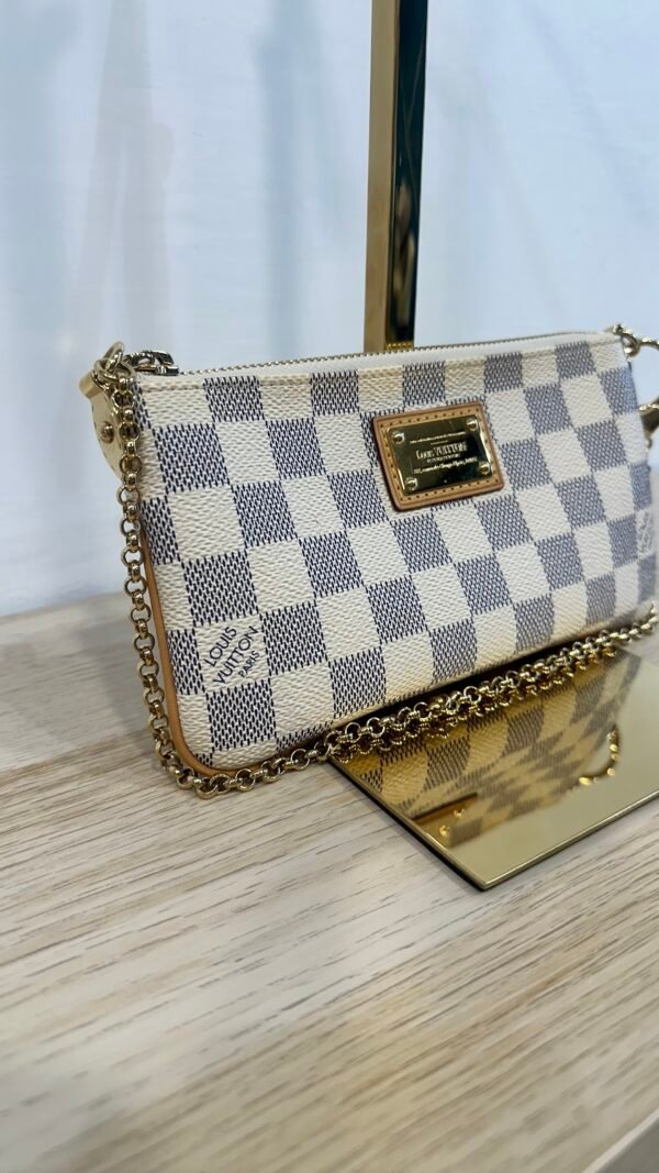 Pochette Milla Louis Vuitton in damier azur - immagine 23