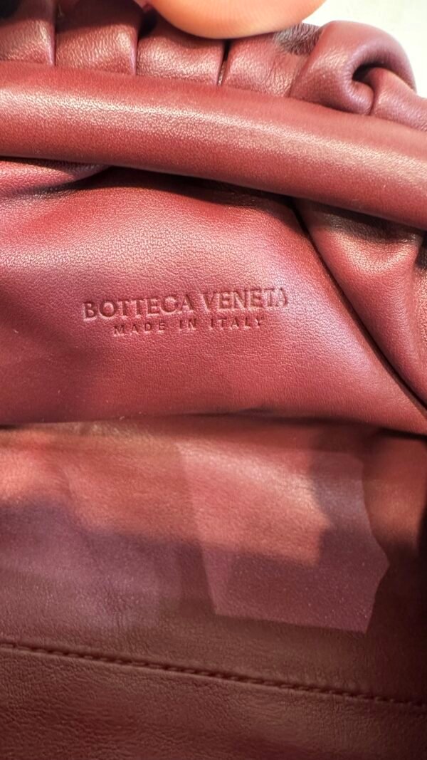 mini pouch bottega veneta bordeaux - immagine 6