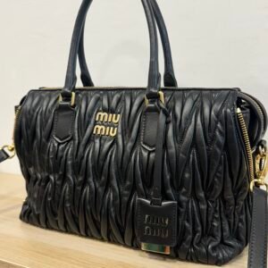 Miu Miu Borsa pelle matelassé nera